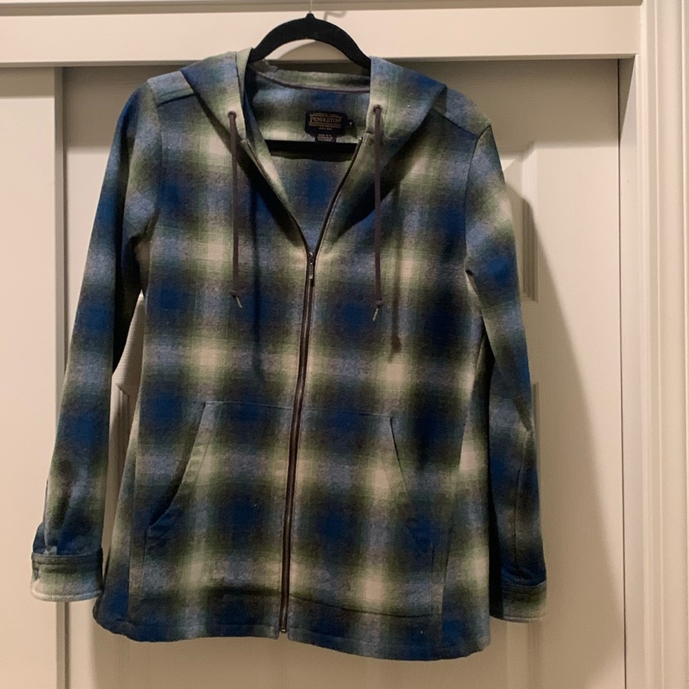 Pendleton Women’s Wool front zip hoodie